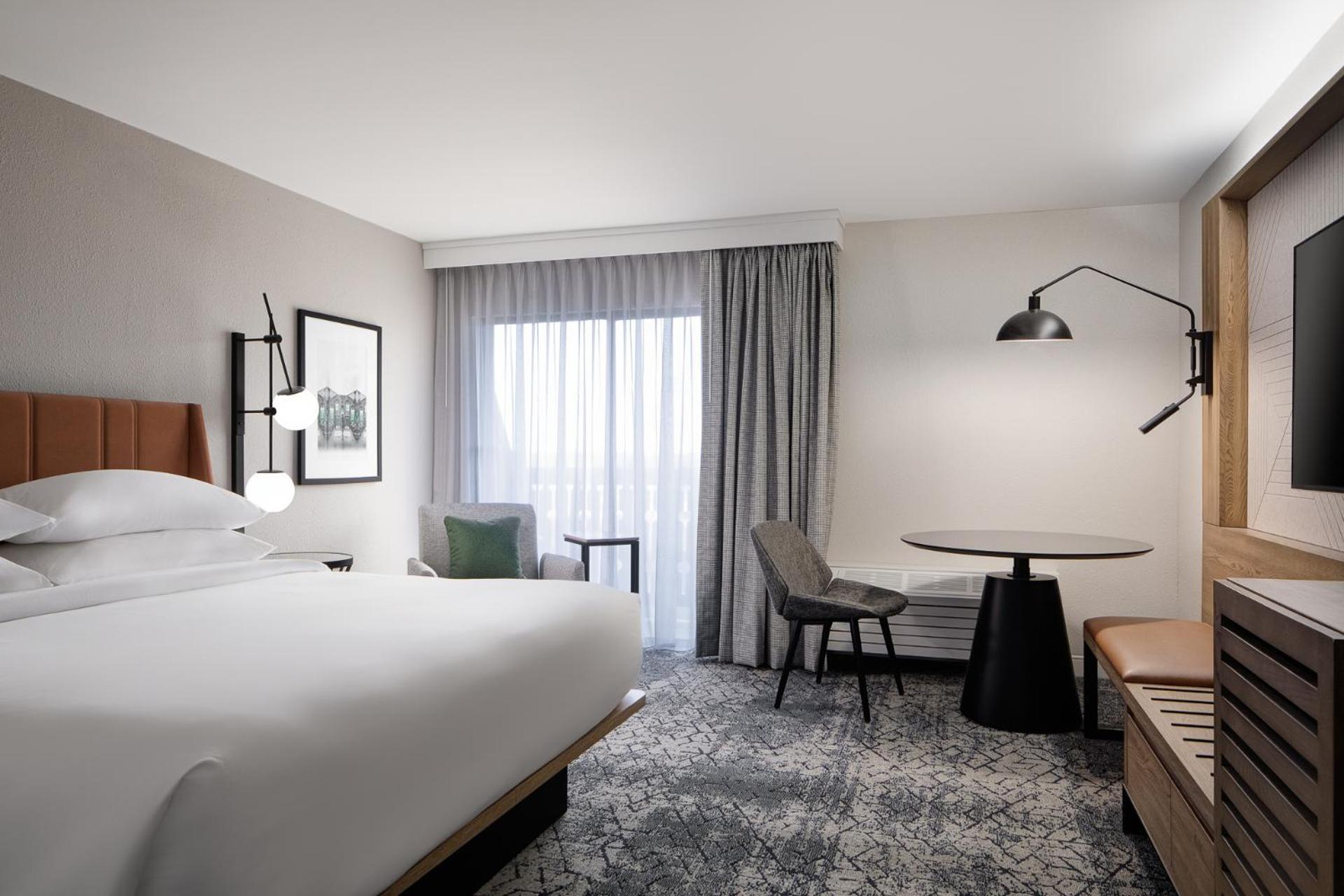 Sheraton Westport Lakeside Chalet Maryland Heights Bagian luar foto