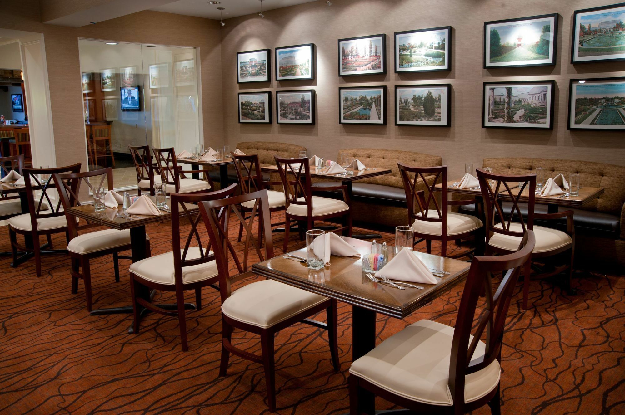 Sheraton Westport Lakeside Chalet Maryland Heights Bagian luar foto